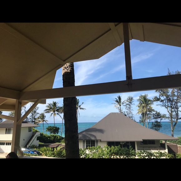 CLOSET OPEN! - Picture 1 of 1